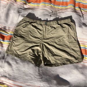 Columbia hiking shorts